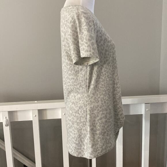 Nine Britton Gray Leopard Print Side Tie Top Size XS - Picture 2 of 6